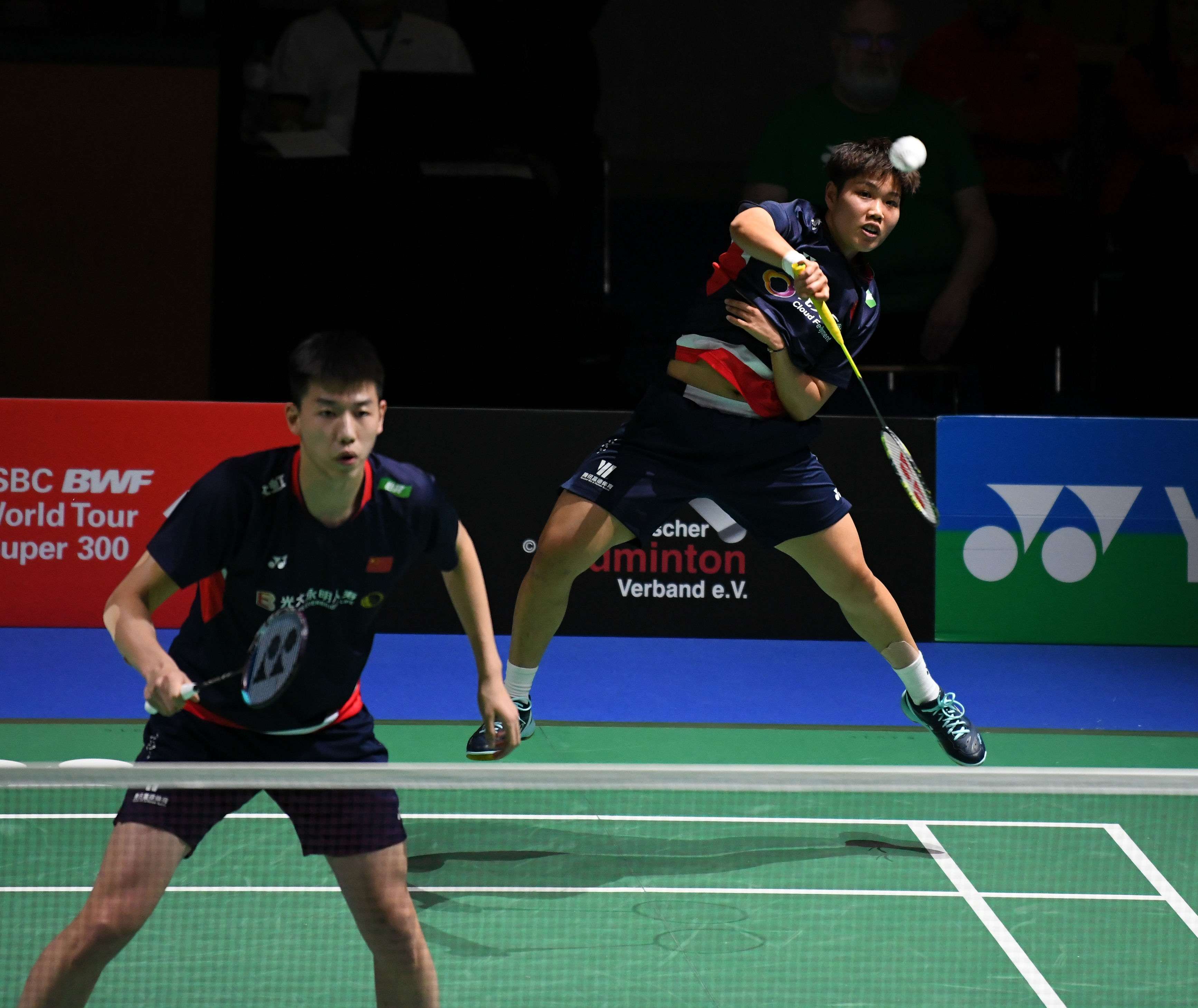 极其困难的 极其困难的